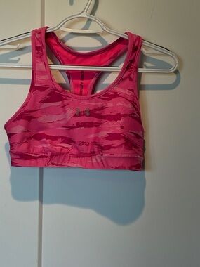 Under Armour Hot Pink Patterned Racerback Sports Bra.  B18
